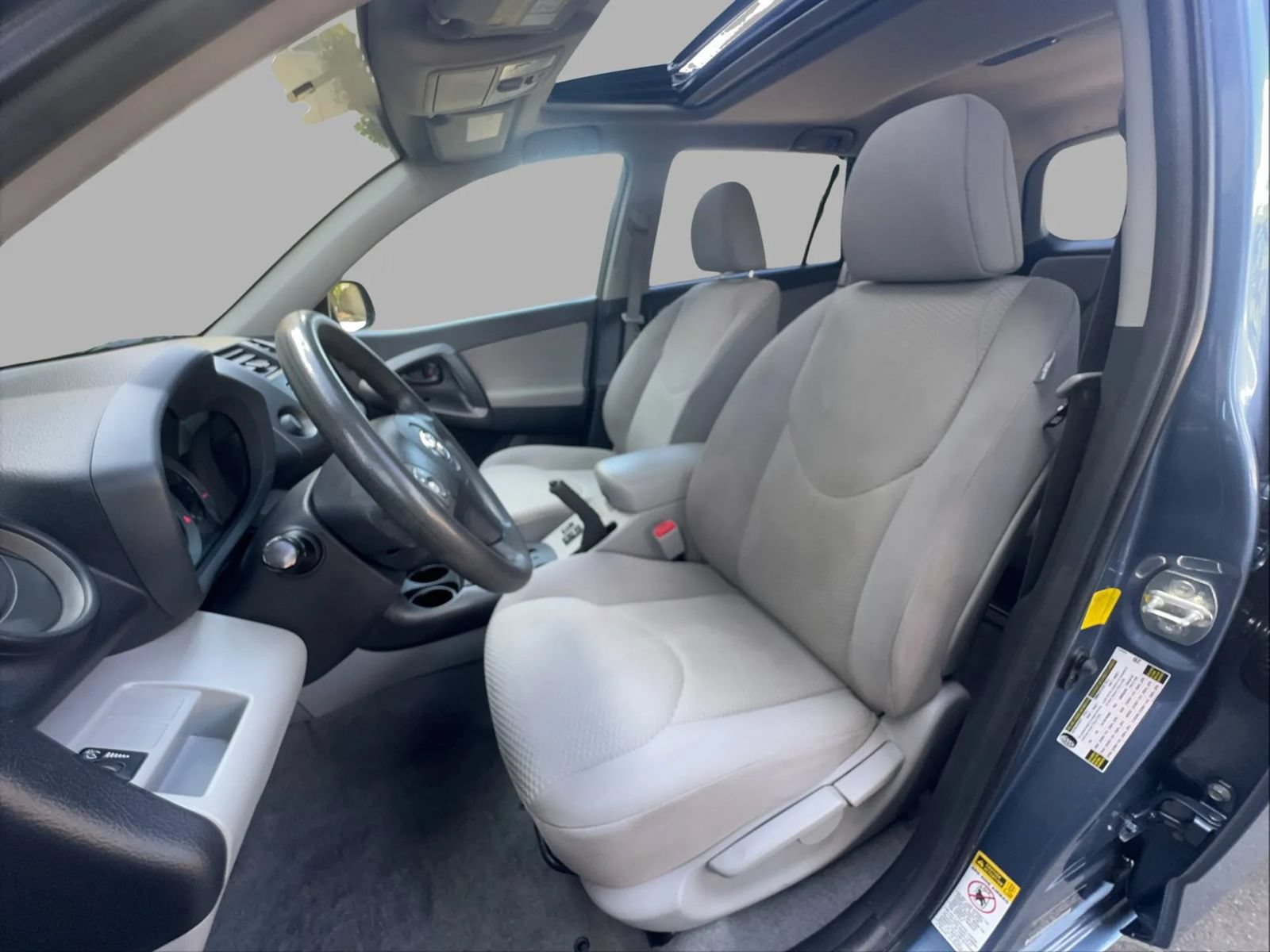 Used 2012 Toyota RAV4 FWD w/ Upgrade Value Pkg image 27