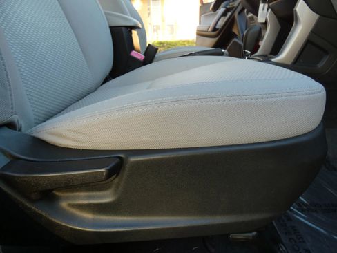 Used 2018 Subaru Forester 2.5i w/ Alloy Wheel Package image 31