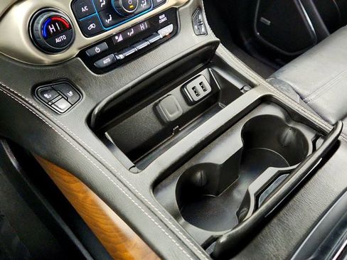 Used 2019 GMC Yukon Denali w/ Open Road Package image 16