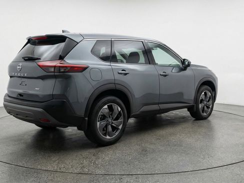 Used 2025 Nissan Rogue SV AWD/4WD image 9