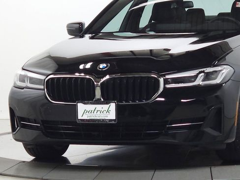 Used 2023 BMW 530i xDrive w/ Convenience Package image 4