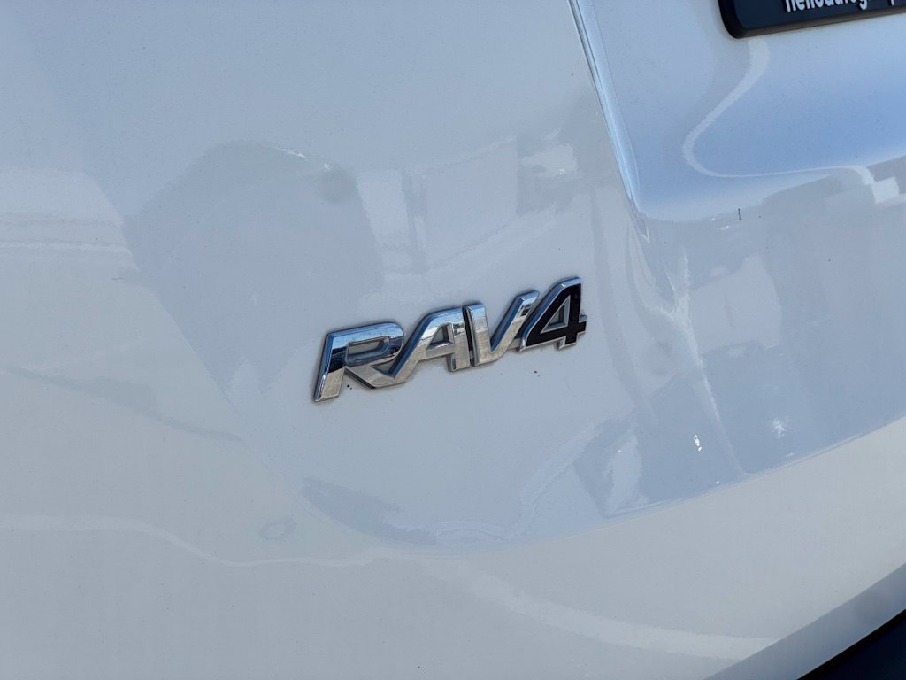 Used 2014 Toyota RAV4 XLE FWD image 23