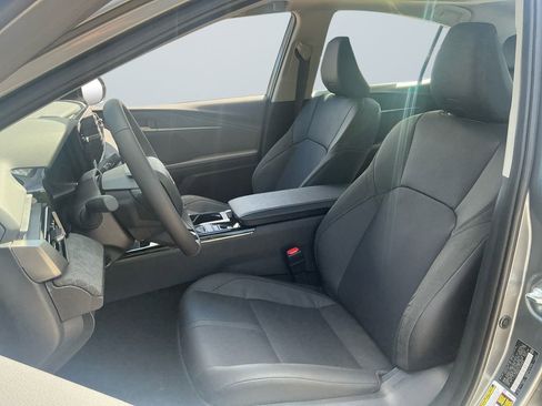 New 2025 Toyota Camry XLE w/ Premium Plus Package image 9