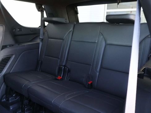 Used 2024 Chevrolet Tahoe LT image 11