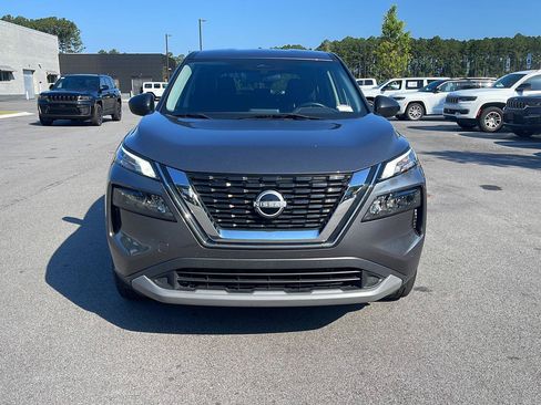 Used 2023 Nissan Rogue S FWD image 2