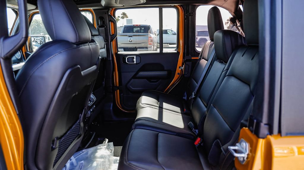 New 2026 Jeep Wrangler Unlimited Sahara AWD/4WD image 23