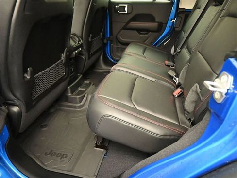 New 2026 Jeep Wrangler Unlimited Rubicon image 39
