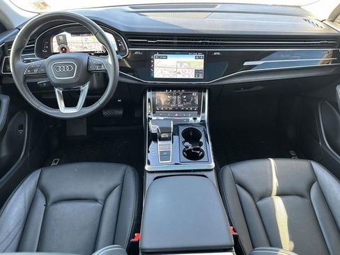 Used 2023 Audi Q8 Premium Plus w/ Premium Plus Package image 17