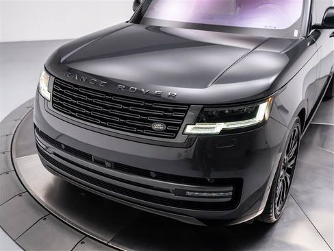 Used 2023 Land Rover Range Rover SE AWD/4WD image 9