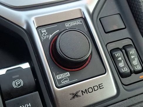Certified 2024 Subaru Forester Premium AWD/4WD image 27