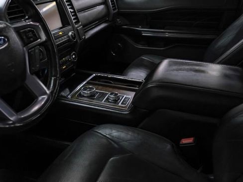 Used 2018 Ford Expedition Max Platinum image 23