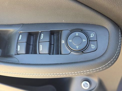 Certified 2023 Buick Encore GX Select w/ Sport Touring Package FWD image 29
