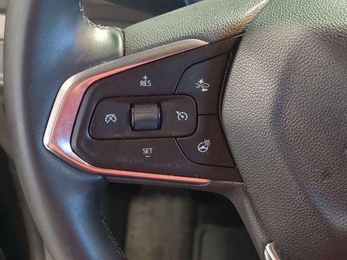 Used 2025 Chevrolet TrailBlazer LT FWD image 23