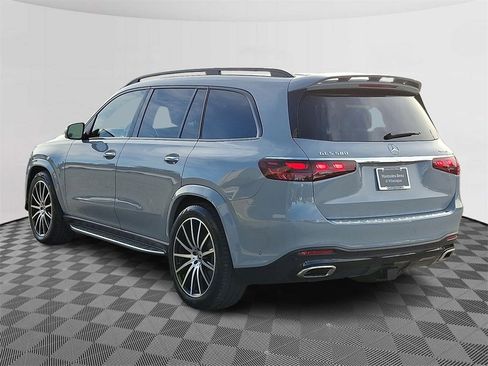 Used 2025 Mercedes-Benz GLS 580 GLS 580 image 4