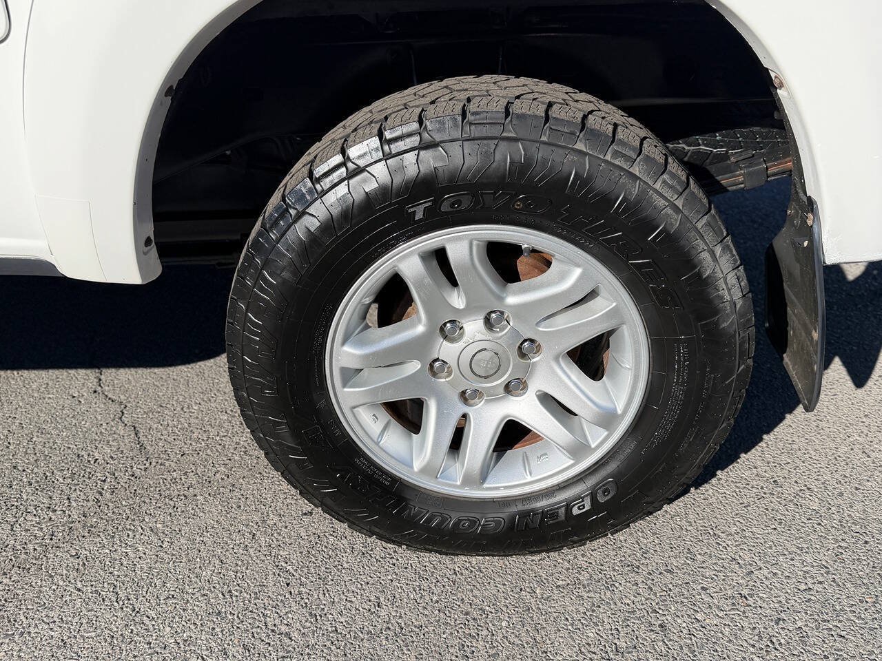 Used 2006 Toyota Tundra Limited w/ All Weather Guard Pkg AWD/4WD image 33