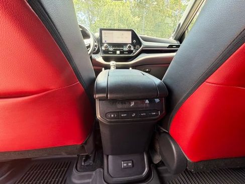 Used 2023 Toyota Highlander XSE AWD/4WD image 77