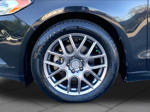 Used 2013 Ford Fusion SE FWD image 10