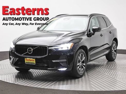 Used 2023 Volvo XC60 B5 Core FWD image 1
