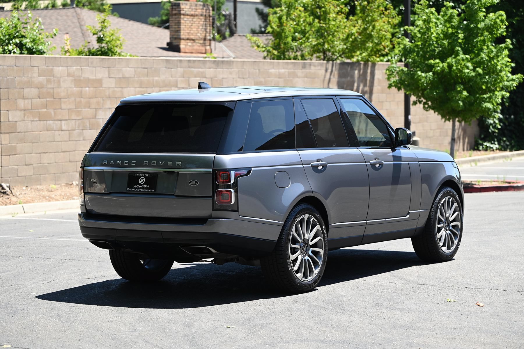 Used 2020 Land Rover Range Rover HSE AWD/4WD image 6