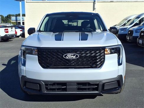 New 2025 Ford Maverick Lariat w/ Black Appearance Package image 2