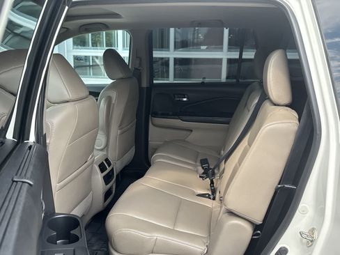 Used 2019 Honda Pilot EX-L image 11