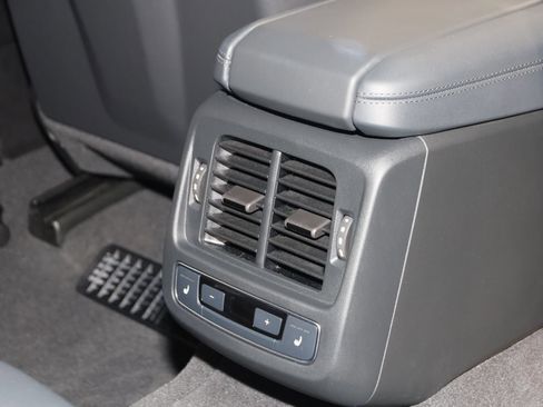 Used 2024 Audi RS e-tron GT w/ Carbon Performance Package image 20