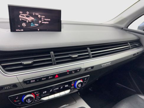 Used 2019 Audi Q7 2.0T Premium Plus w/ Premium Plus Package AWD/4WD image 24