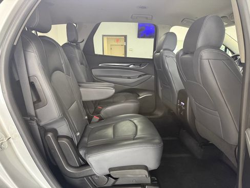 Used 2018 Buick Enclave Essence w/ Trailering Package image 21