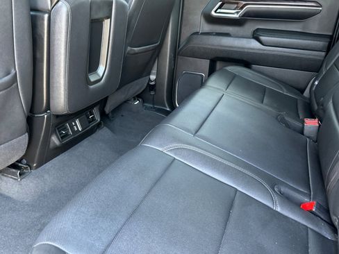 Used 2024 GMC Sierra 1500 SLT image 14