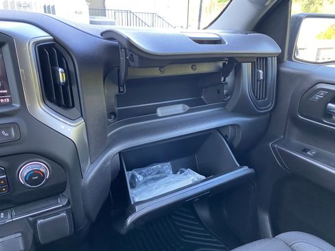 Used 2024 Chevrolet Silverado 1500 Custom image 28