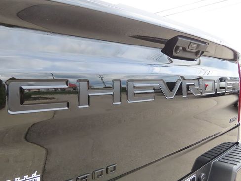 Used 2023 Chevrolet Silverado 1500 RST w/ Convenience Package II image 33