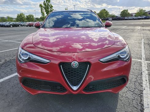 Used 2023 Alfa Romeo Stelvio Ti AWD/4WD image 16