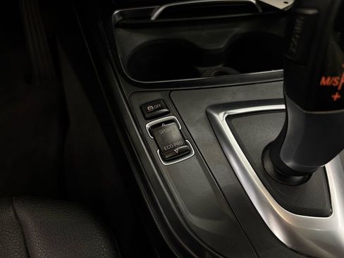 Used 2017 BMW 320i xDrive Sedan image 28