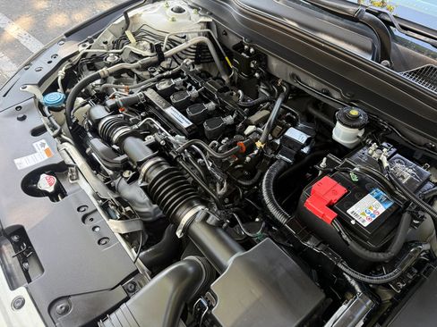 Used 2018 Honda Accord LX image 30