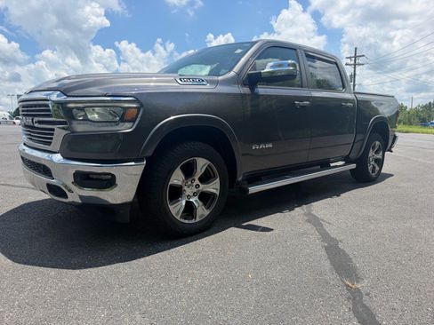 Used 2022 RAM 1500 Laramie AWD/4WD image 9