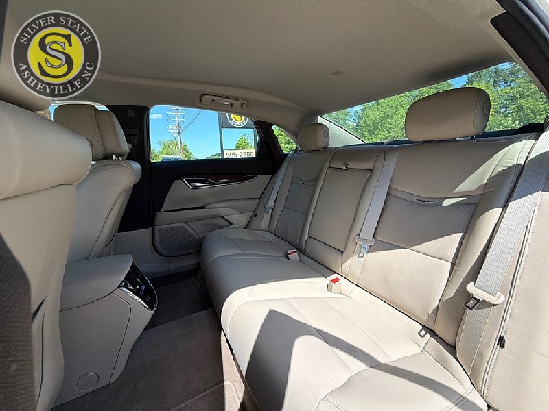Used 2013 Cadillac XTS Luxury w/ Driver Awareness Package AWD/4WD image 14