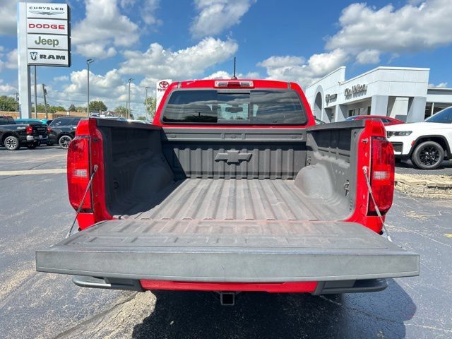 Used 2016 Chevrolet Colorado Z71 AWD/4WD image 5