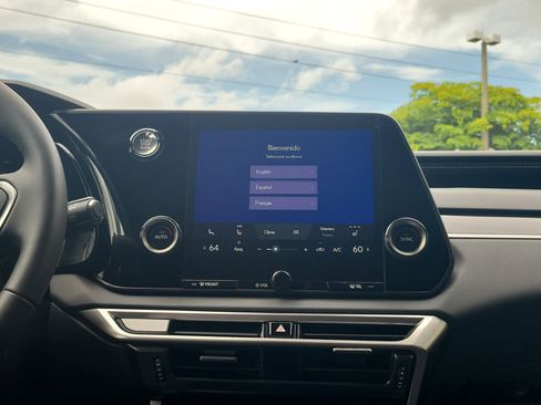 Certified 2025 Lexus RX 350 FWD w/ Technology Package image 19