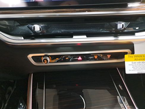 New 2026 BMW X5 xDrive40i w/ M Sport Package image 22