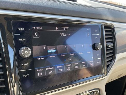 Used 2021 Volkswagen Atlas SEL R-Line image 31