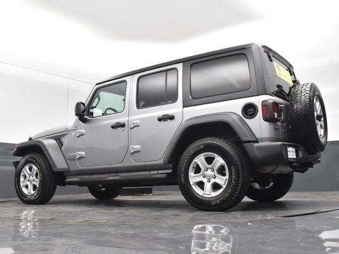 Used 2018 Jeep Wrangler Unlimited Sport S image 20