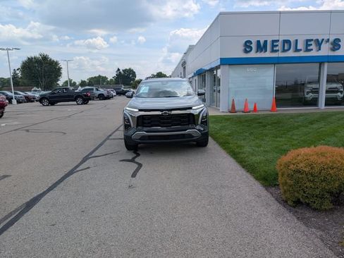 Used 2026 Chevrolet Equinox ACTIV w/ Convenience Package III FWD image 23