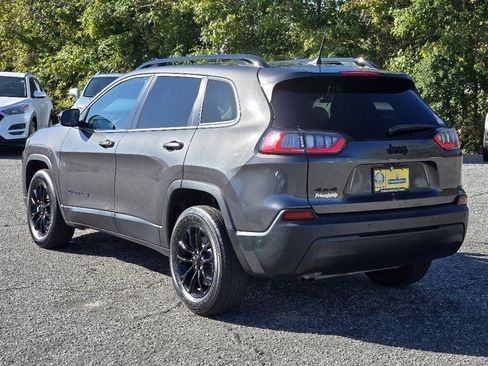 Used 2023 Jeep Cherokee Altitude Lux image 24