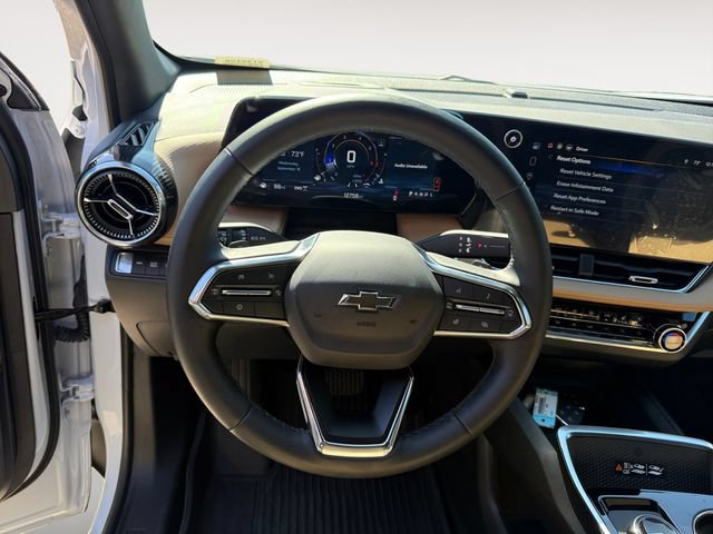 Used 2026 Chevrolet Equinox ACTIV w/ Convenience Package III AWD/4WD image 13