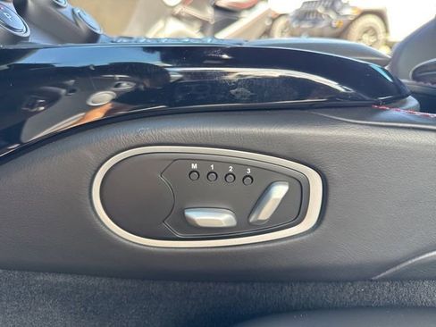 Used 2020 Aston Martin V8 Vantage Coupe RWD image 31