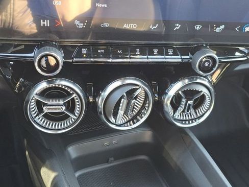 New 2026 Chevrolet Blazer EV LT image 31