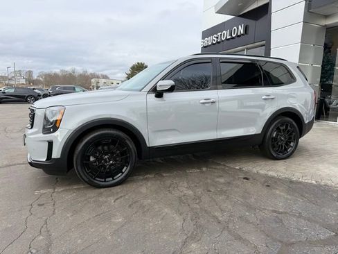 Used 2022 Kia Telluride SX w/ Nightfall Edition Package image 7