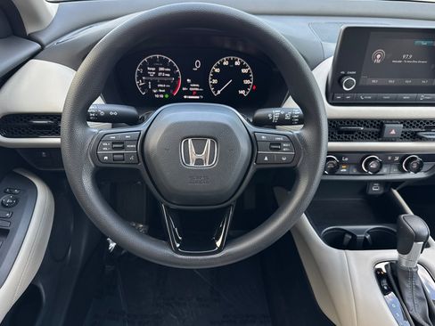Certified 2024 Honda HR-V LX image 30