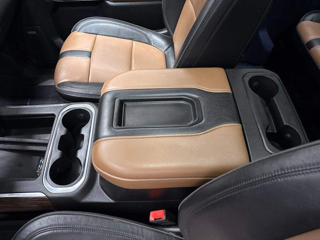 Used 2021 Chevrolet Silverado 1500 High Country w/ Technology Package AWD/4WD image 19