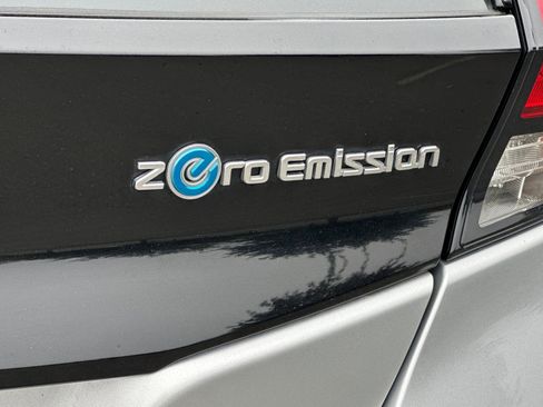 Used 2019 Nissan Leaf SV w/ SV All Weather Package image 37